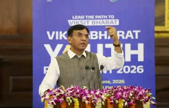 विकसित भारत युवा संसद सम्मेलन में डॉ. मांडविया ने कहा, युवा न केवल हमारा भविष्य बल्कि समाधान भी हैं