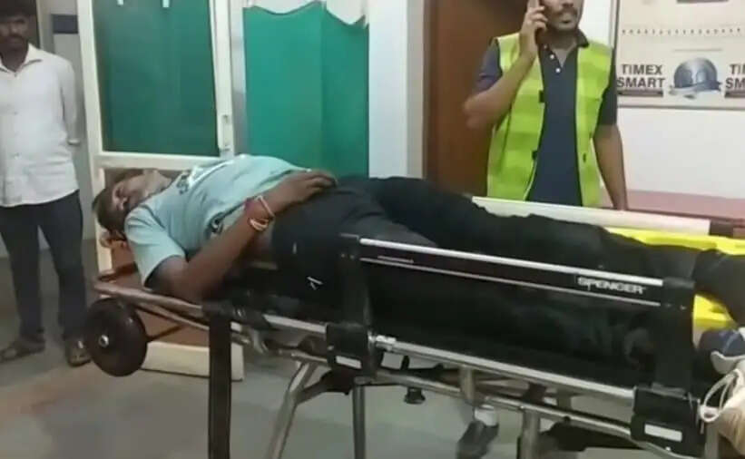 राजगढ़ में तेज रफ्तार एंबुलेंस ने बाइक को मारी टक्कर, एक व्यक्ति की मौके पर मौत