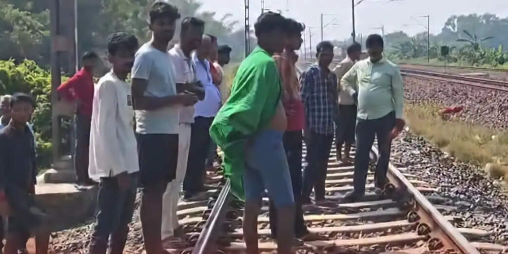 दांतन के कृष्णपुर में ट्रेन की चपेट में आने से महिला की मौत, जांच में जुटी रेल पुलिस
