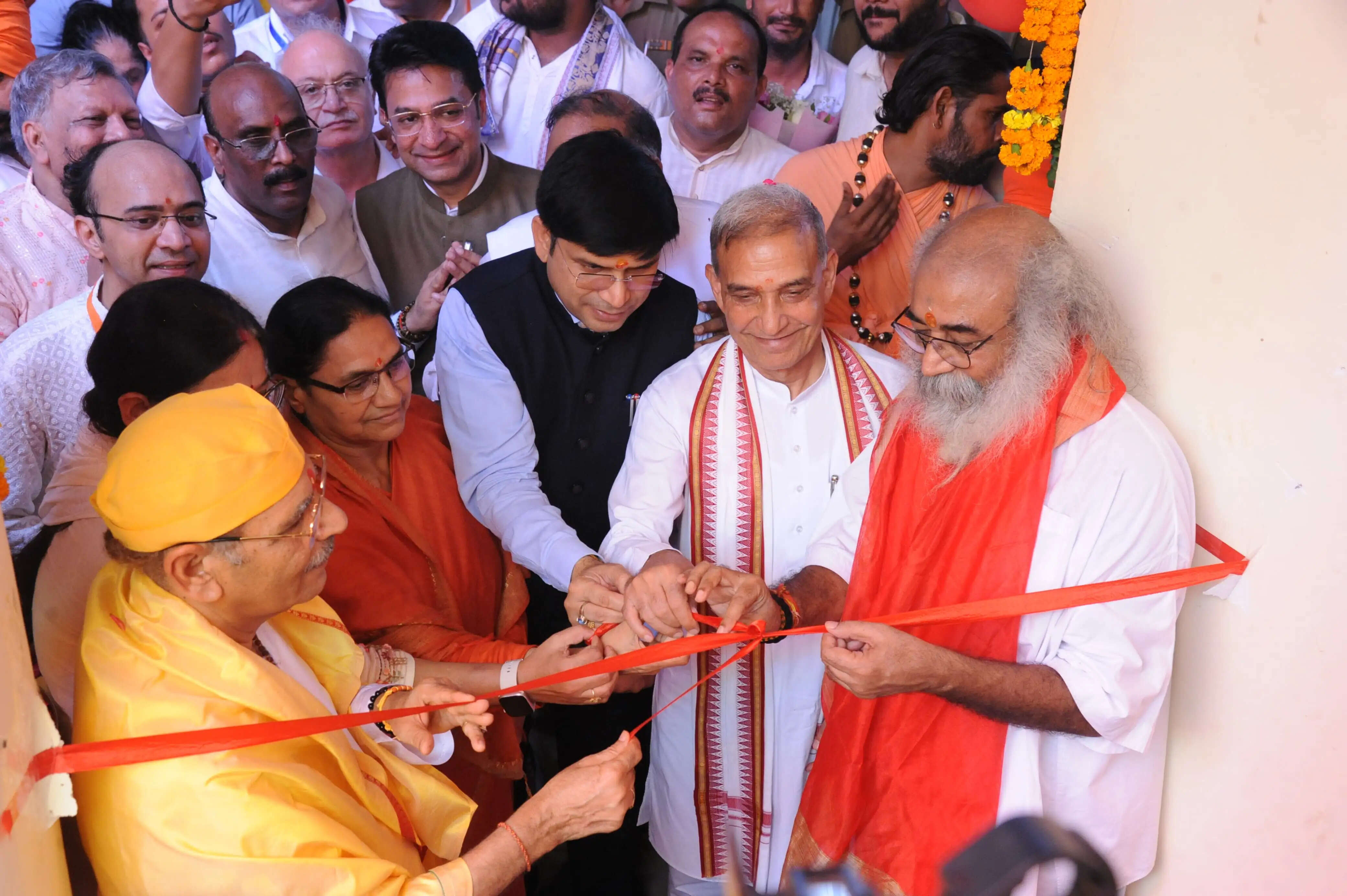 वैदिक शिक्षा एवं आधुनिक ज्ञान का केंद्र बनेगा महर्षि वेदव्यास गुरुकुल विद्यापीठ : आचार्य सुधांशु महाराज