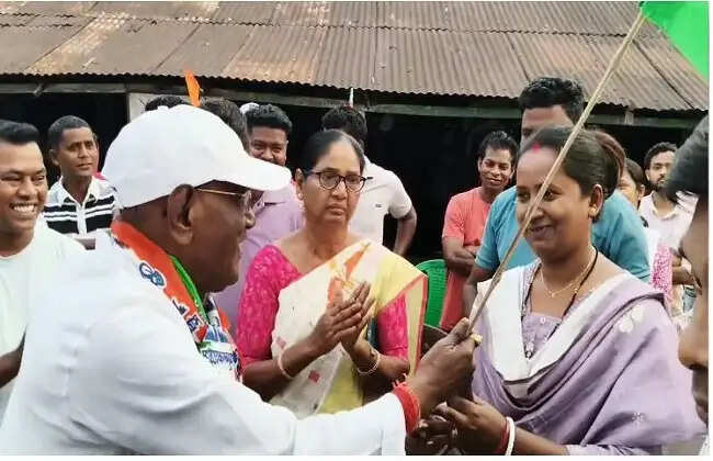 चाय मजदूरों का 200 परिवार तृणमूल में शामिल