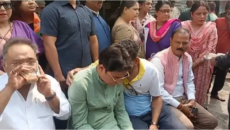 सिलीगुड़ी में ‘चाय पे चर्चा’, परिवर्तन यात्रा का शुभारंभ