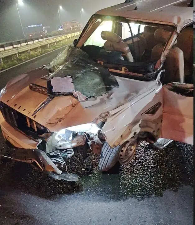 बीरभूम जाते समय केंद्रीय बल की गाड़ी दुर्घटनाग्रस्त, तीन जवान और चालक घायल