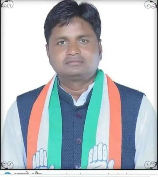 आदिवासियों के बलिदान का हो रहा अपमान- विधायक गणेश घोघरा