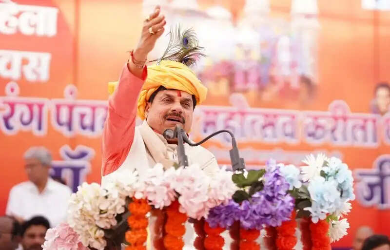 करीलाधाम देश का एकमात्र मंदिर जहां माता सीता अपने दोनों पुत्रों के साथ हैं विराजमान