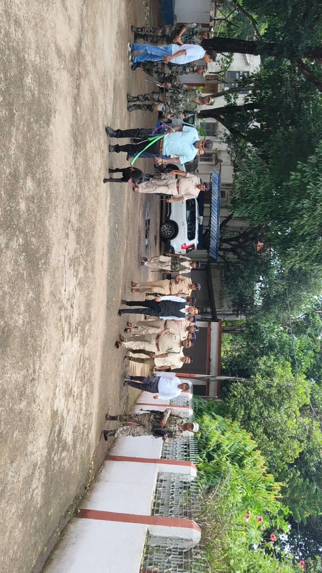 दुमका कोर्ट पर हमले की धमकी, जांच में जुटी डॉग स्क्वॉयड की टीम