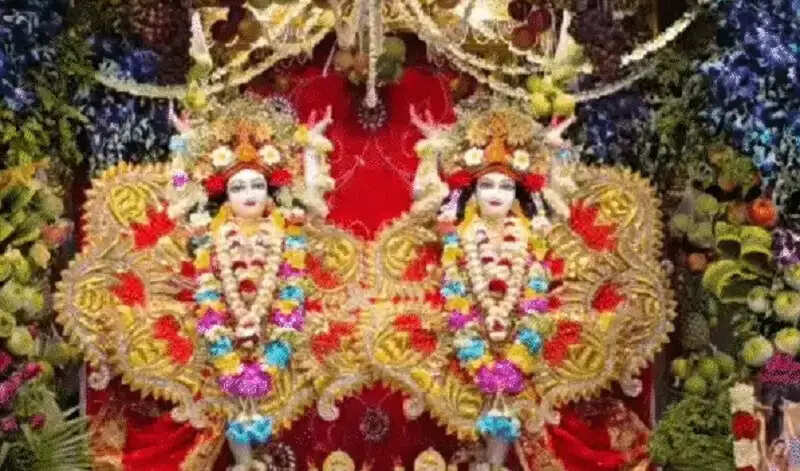 मप्र में श्रीकृष्ण जन्मोत्सव की धूम, रात में 12 बजते ही गूंजे जयकारे, मंदिरों में उमड़े श्रद्धालु