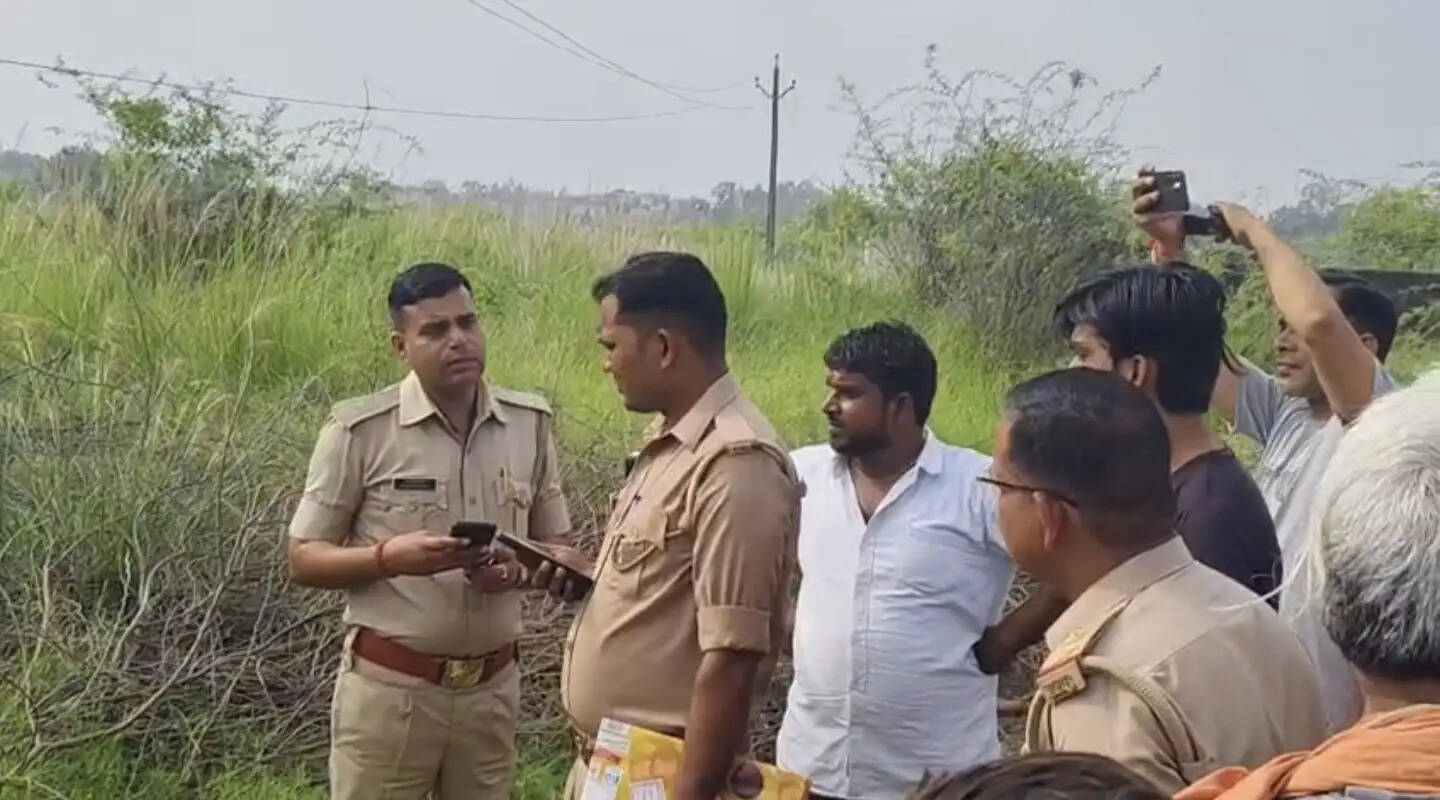 हाई टेंशन लाइन की चपेट में आने से युवक की मौत