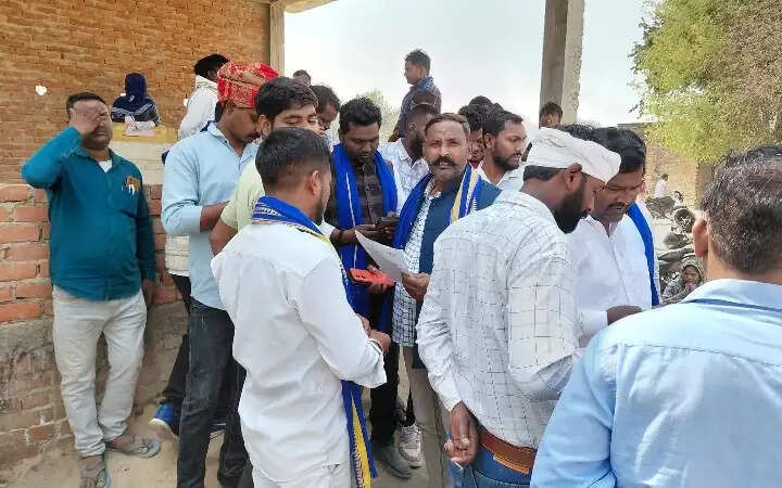 वाराणसी में डॉ भीमराव अम्बेडकर की प्रतिमा क्षतिग्रस्त, सात लोग गिरफ्तार