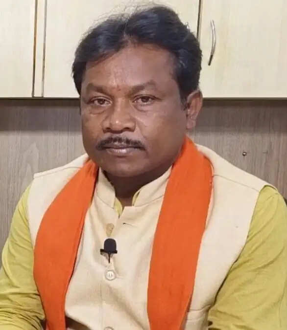 बेहतर रेल संपर्क व नई ट्रेन सेवाओं से बदलेगा बस्तर का भविष्य, कांग्रेस ने वर्षों तक रखा उपेक्षित - महेश कश्यप