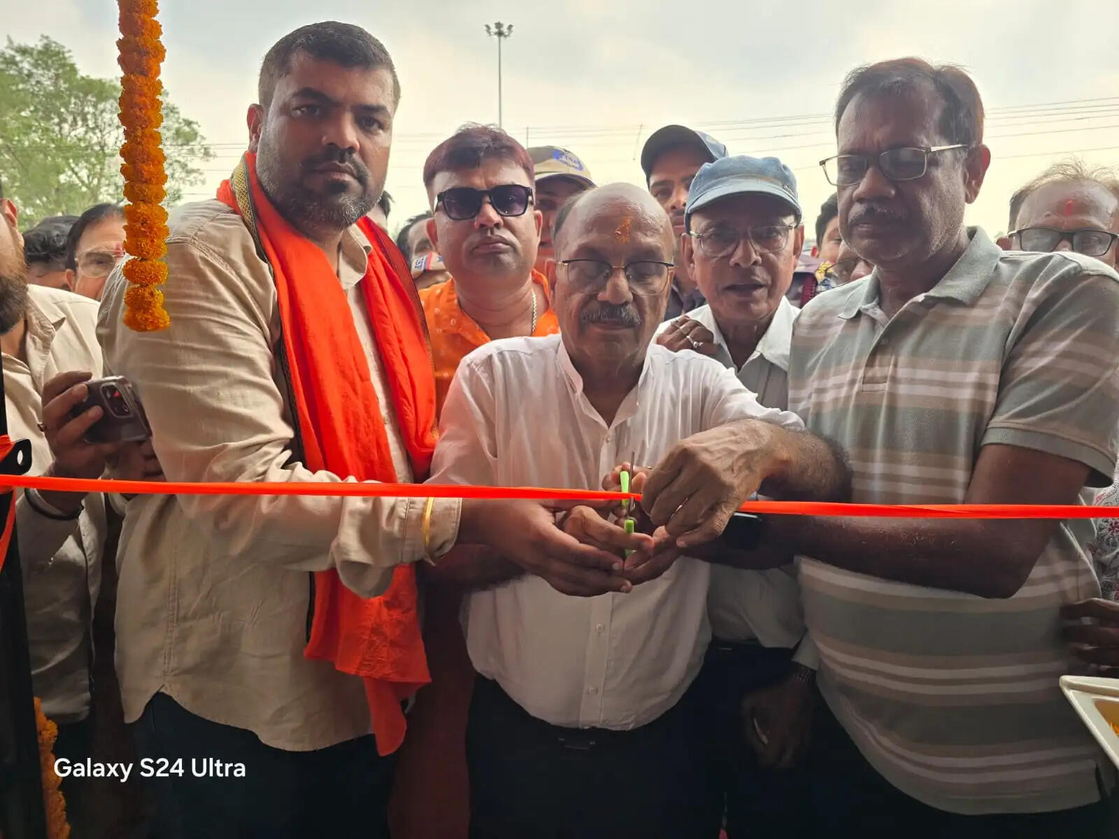 लोक निर्माण मंत्री डॉ अजय पोद्दार ने कम्युनिटी हॉल का किया उद्घाटन