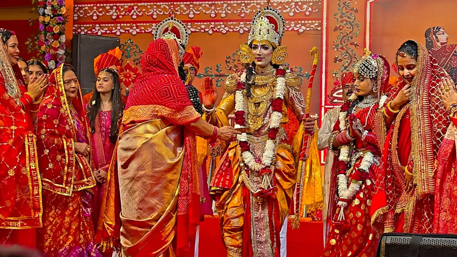 भक्तों के प्रेम और श्रद्धा के भूखे हैं परमात्मा : शांतनु जी महाराज