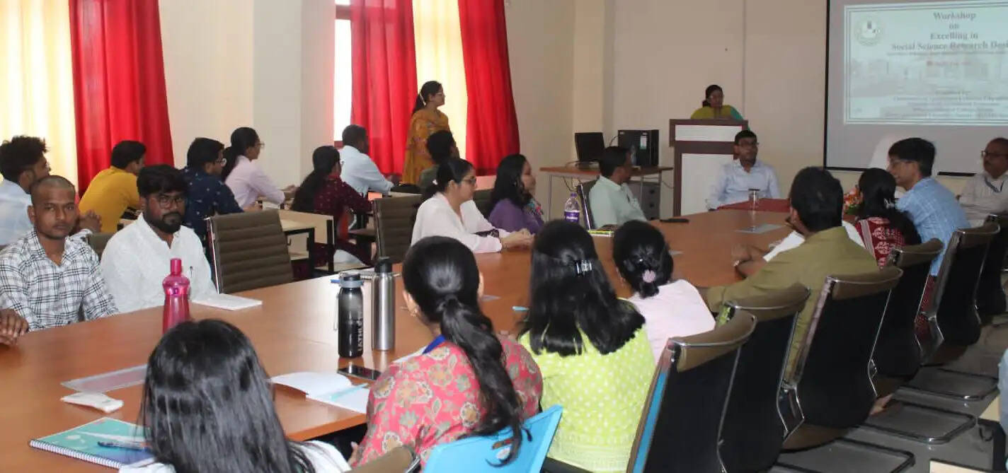 सामाजिक विज्ञान अनुसंधान डिज़ाइन में उत्कृष्टता विषय पर दो दिवसीय कार्यशाला का शुभारंभ