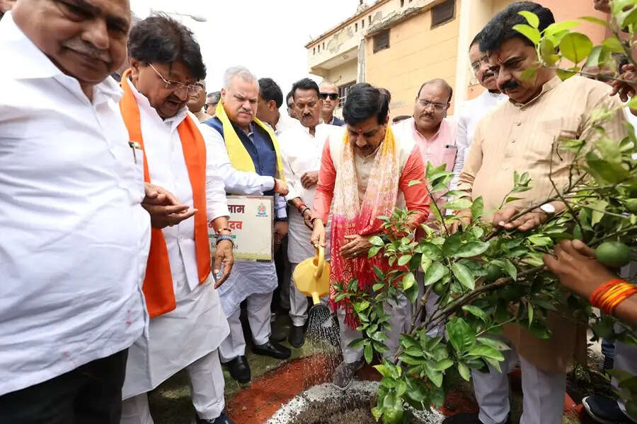 प्राण वायु का स्थाई प्रबंध है एक पेड़ मां के नाम अभियान : मुख्यमंत्री डॉ. यादव