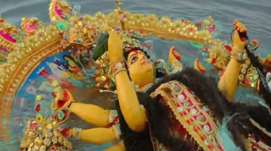 रांची में दुर्गोत्सव संपन्न, 176 पूजा पंडालों की प्रतिमाओं का विसर्जन