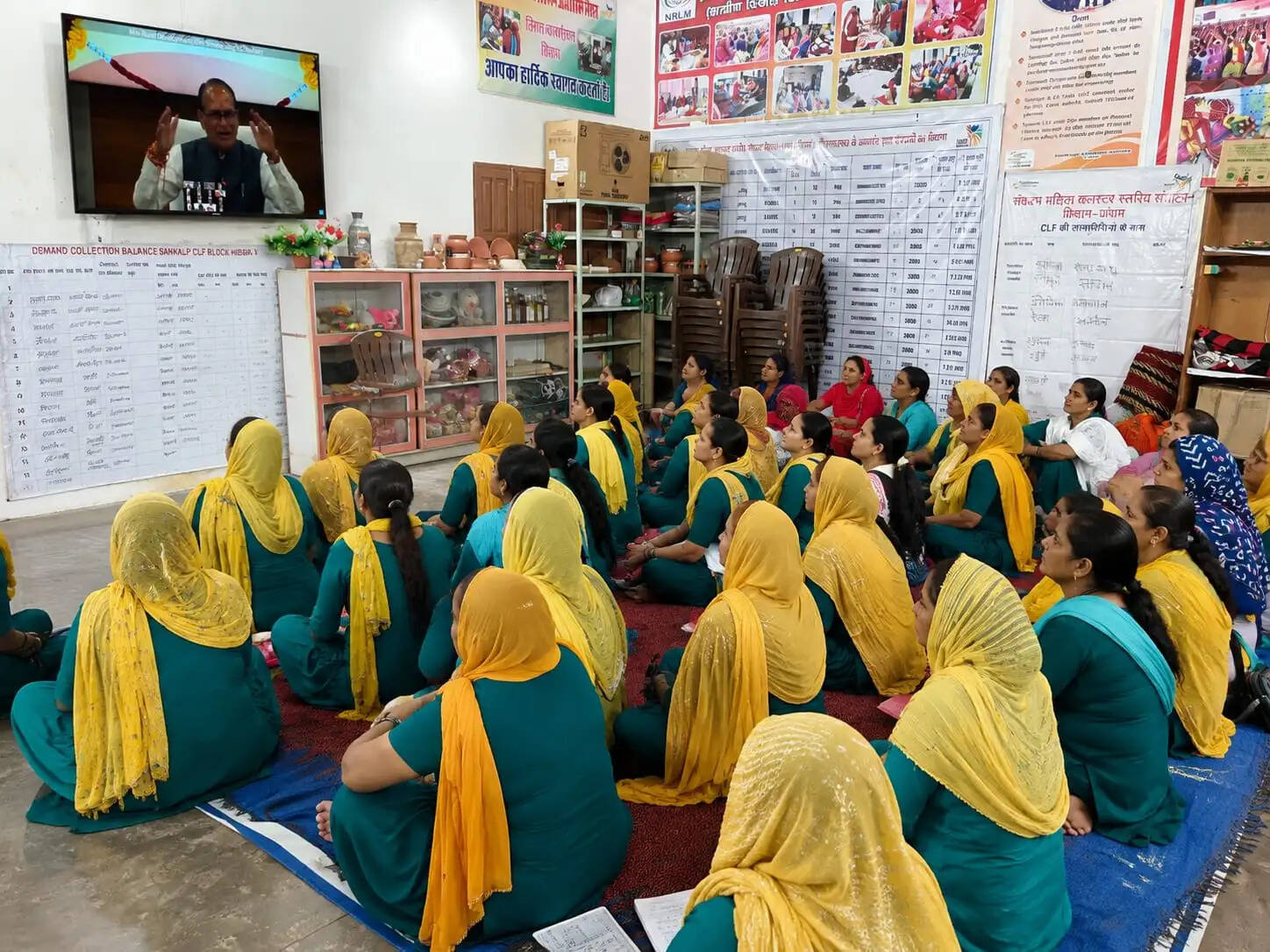 हिसार : समूहों से जुड़कर स्वरोजगार व उद्यमिता के क्षेत्र में आगे बढ़ रही महिलाएं : शिवराज चौहान