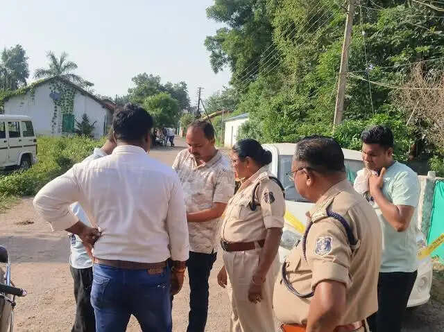 बालोद में पुलिसकर्मी की बेटी पर अज्ञात युवक ने किया एसिड अटैक,हालत गंभीर