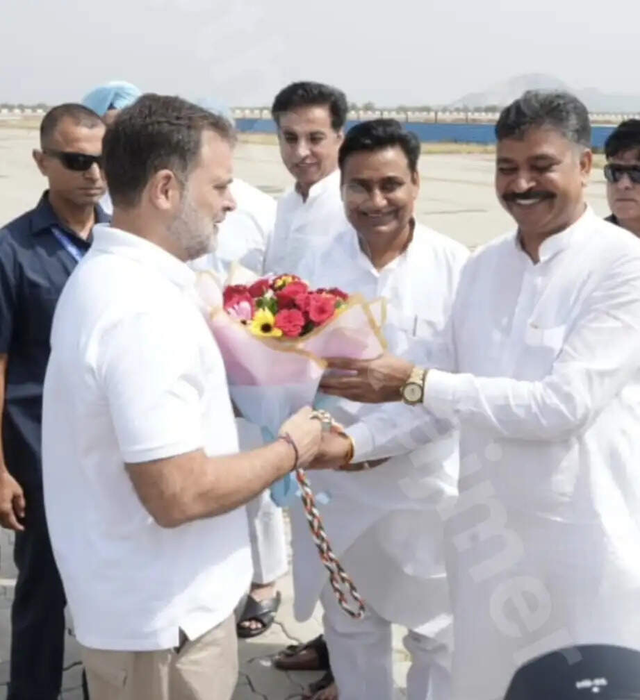 राहुल गांधी ने किया कांग्रेस की विचारधारा और नीतियों को मजबूती से रखने का आह्वान