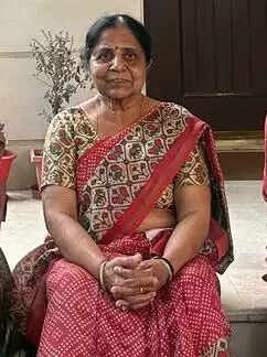 दारा इंडस्ट्री फर्म के स्वामिनी की हत्या, खाना बनाने वाला नौकर फरार