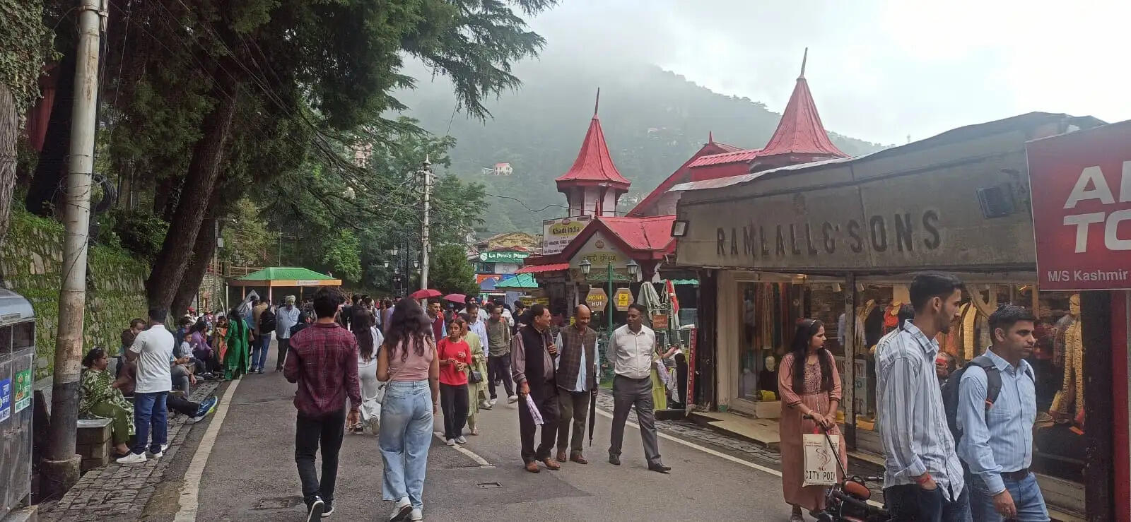 हिमाचल में भूस्खलन से 110 सड़कें बंद, 21 अगस्त तक भारी बारिश का अलर्ट