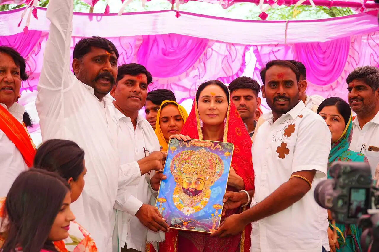 उपमुख्यमंत्री दीया कुमारी ने घाटा नैनवाड़ी में 151 कुंडात्मक महायज्ञ में की शिरकत