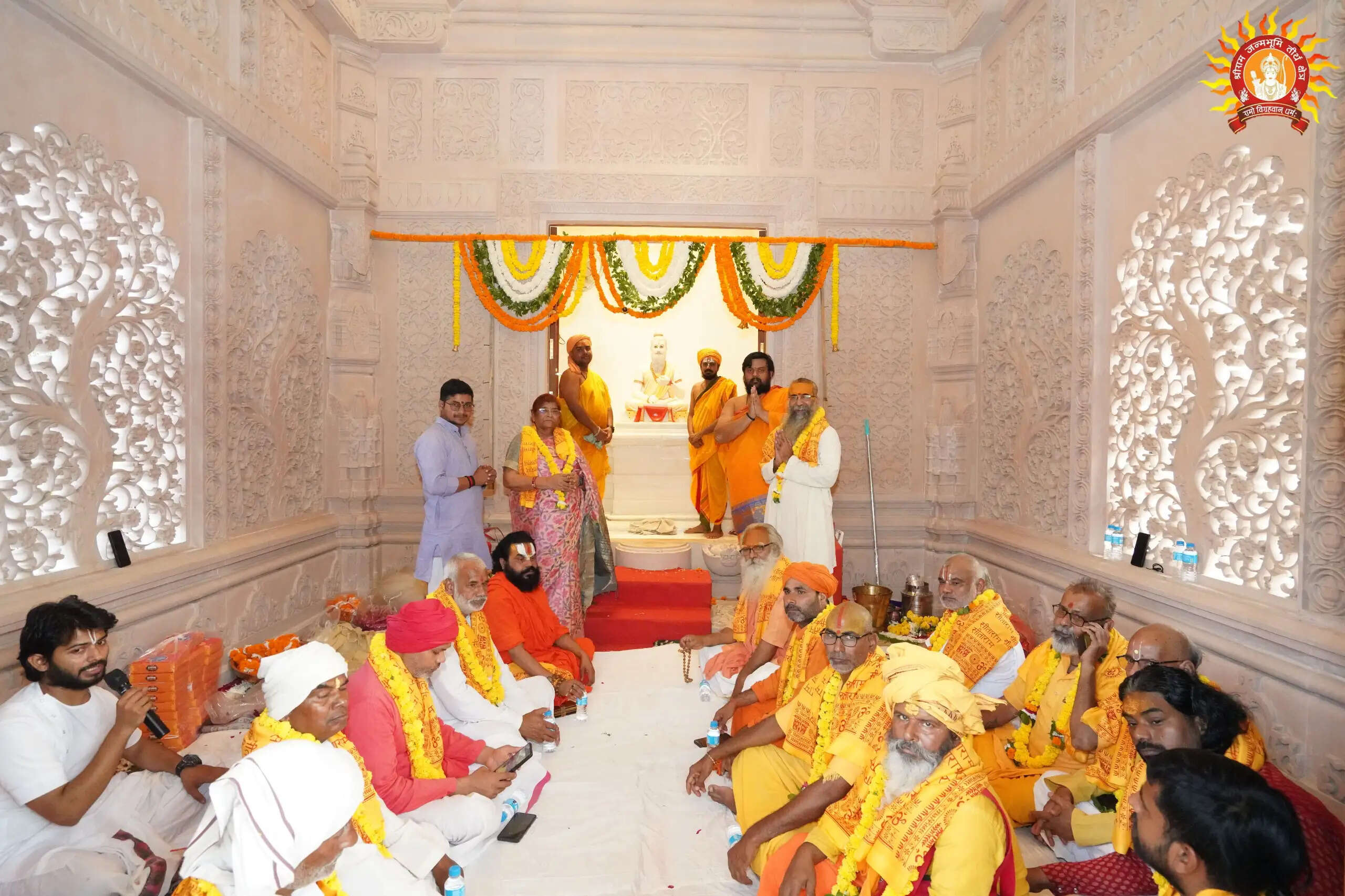 राममंदिर में महर्षि वाल्मीकि जयंती भव्य रुप में मनाई गई