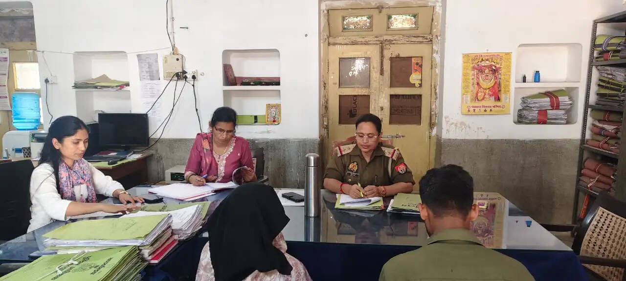 प्रोजेक्ट मिलन बना उम्मीद की किरण, काउंसिलिंग से 5 बिछड़े दम्पती फिर साथ