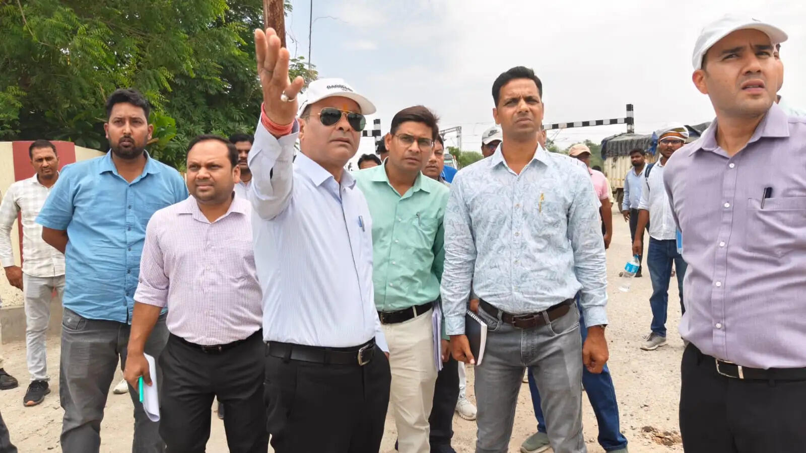 डीआरएम ने ग्वालियर-कैलारस और रायरू-हेतमपुर रेलखंड का किया निरीक्षण, व्यवस्थाओं का लिया जायजा