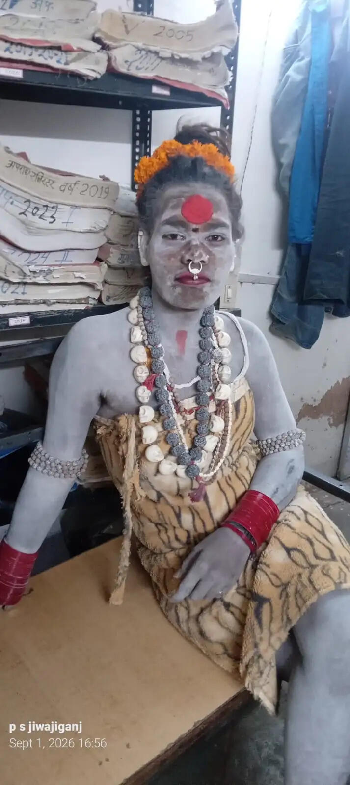 उज्जैनः जलती चिता से मानव मांस खाने वाली किन्नर अघोरी गिरफ्तार, न्यायालय ने भेजा जेल