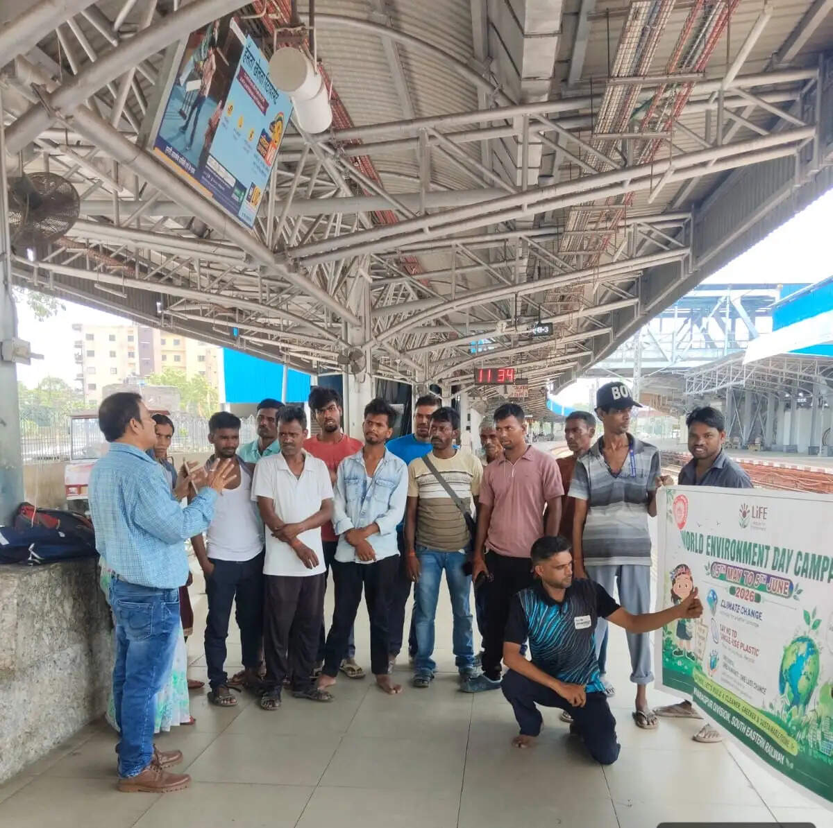 खड़गपुर रेल मंडल ने चलाया जल और ऊर्जा संरक्षण अभियान
