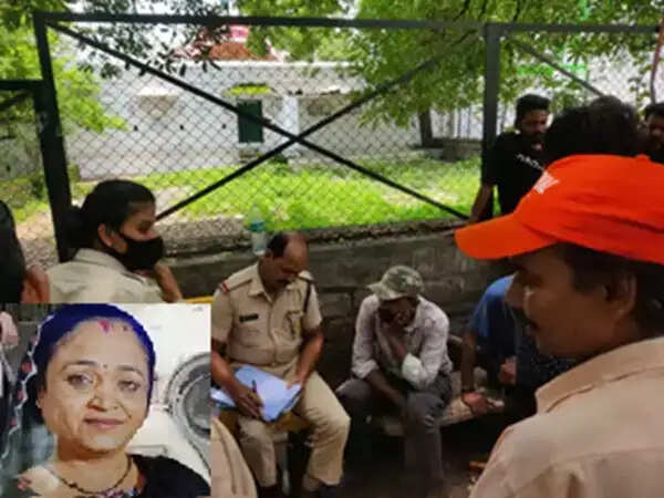 भोपाल में घर के अंदर मिला महिला का शव, कान कटा और कलाइयों पर हैं गहरे जख्म, हत्या की आशंका
