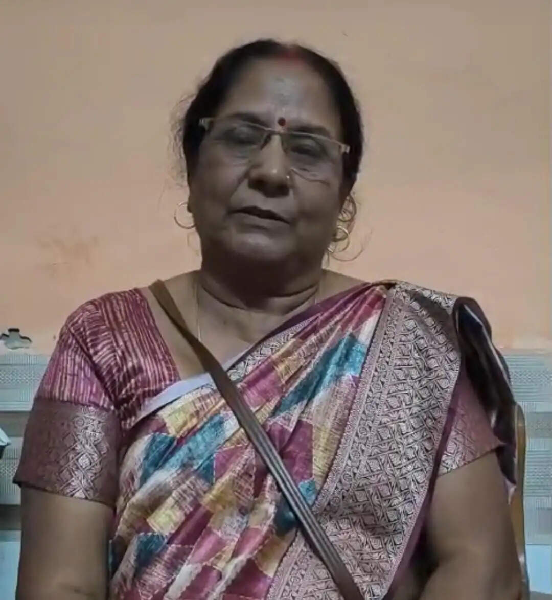 प्राथमिक शिक्षा वर्ग में अनुशासन, आत्मनिर्भरता और सामाजिक दायित्वों के प्रति जागरूक करते हैं: अंजू