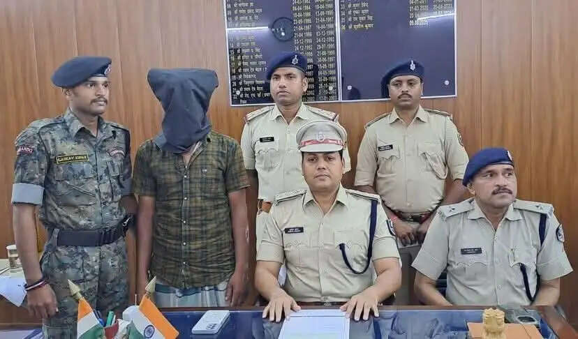 जोकीहाट में राजमिस्त्री हत्याकांड का खुलासा,रूपये के लेनदेन में रिश्तेदार ने दिया घटना को अंजाम