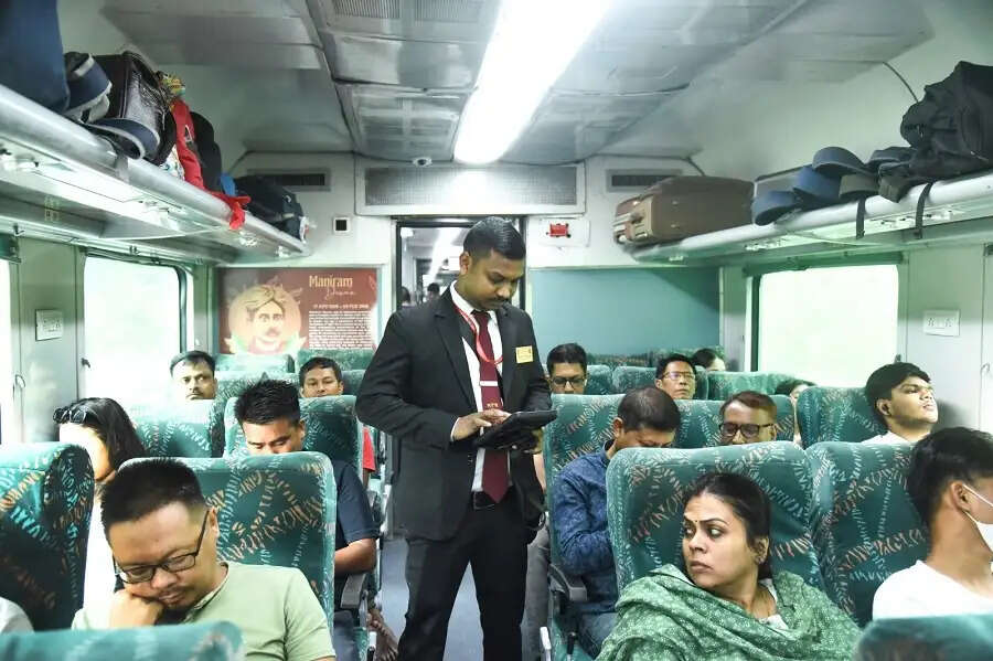 पूसीरे ने टिकट जांच राजस्व में नया कीर्तिमान स्थापित किया