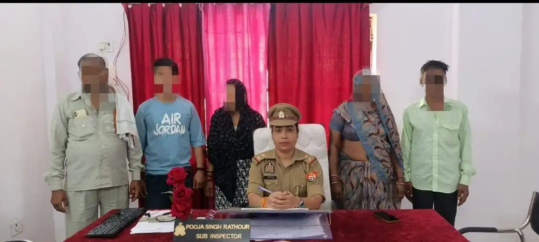 औरैया : टूटने की कगार पर थे 18 परिवार, प्रोजेक्ट नई किरण ने फिर जोड़े रिश्ते
