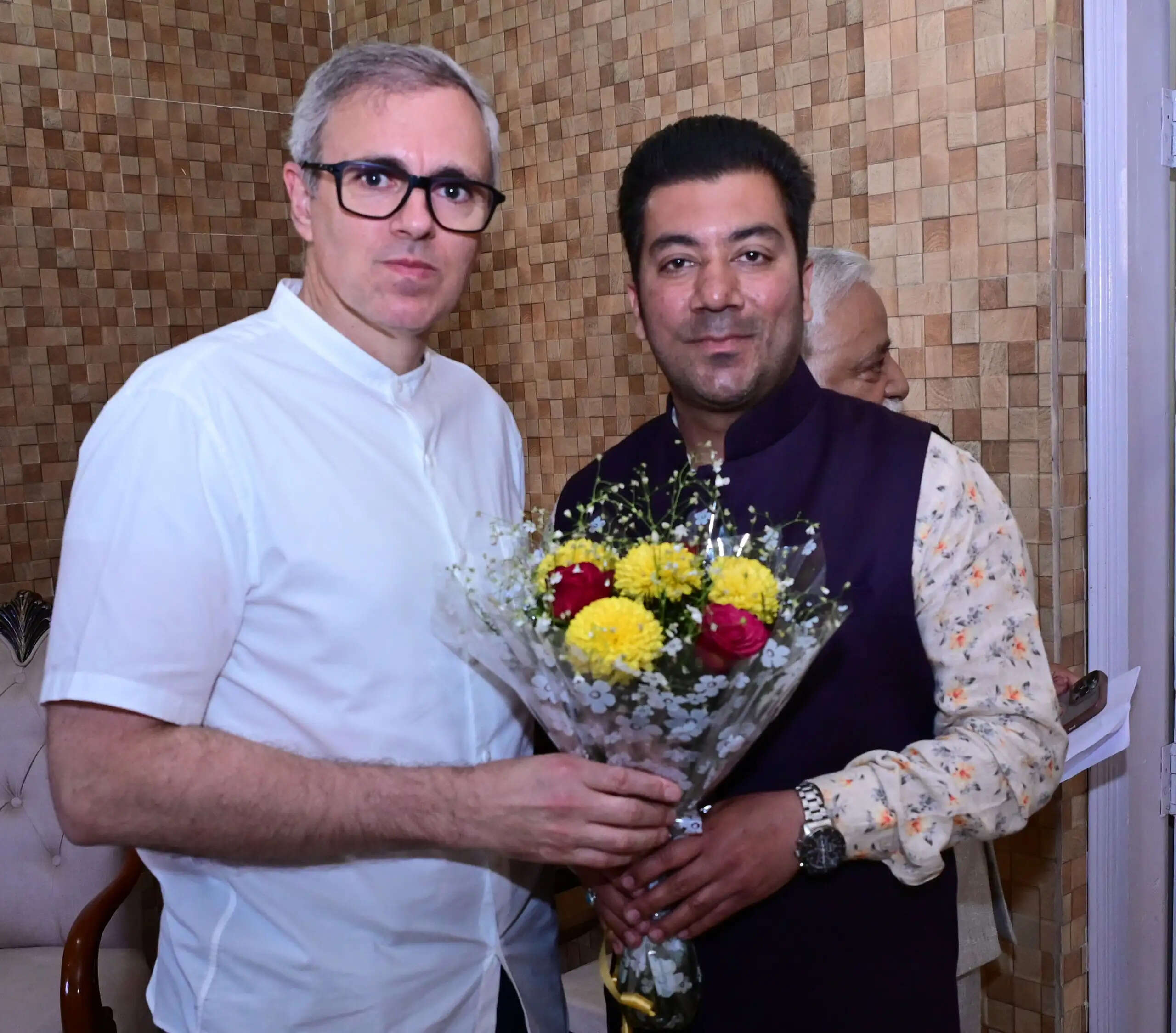 व्यापारियों की समस्याएँ लेकर सीएम से मिले त्रिकुटा नगर ट्रेडर्स ट्रैफिक, पार्किंग और प्रशासनिक बाधाओं पर त्वरित समाधान की उठाई मांग