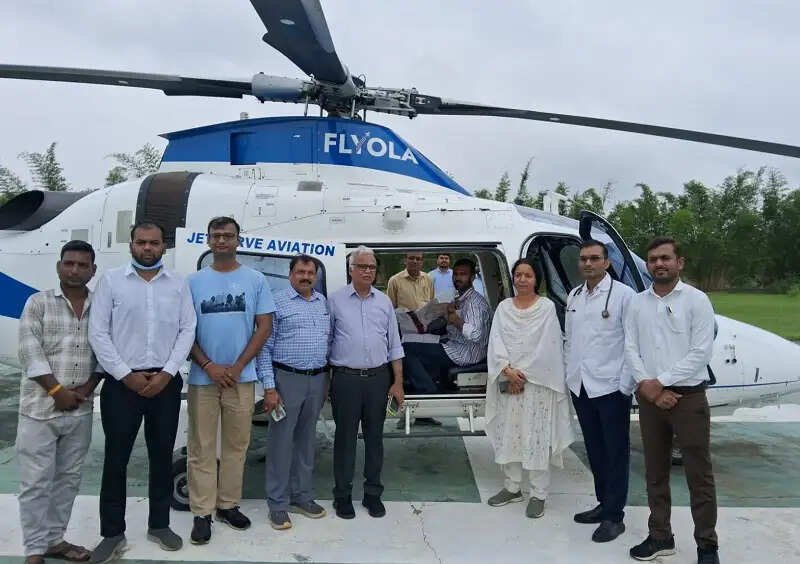 सीहोरः ब्रेन हेमरेज पीड़ित बुजुर्ग को एयर एंबुलेंस से पहुंचाया नागपुर