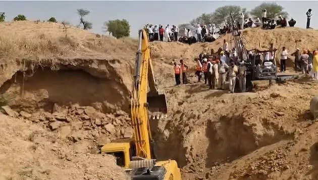 पन्ना कुआं हादसे में नया खुलासा: हादसे से पहले सीएम हेल्पलाइन में हुई थी शिकायत, अनदेखी पर उठे सवाल