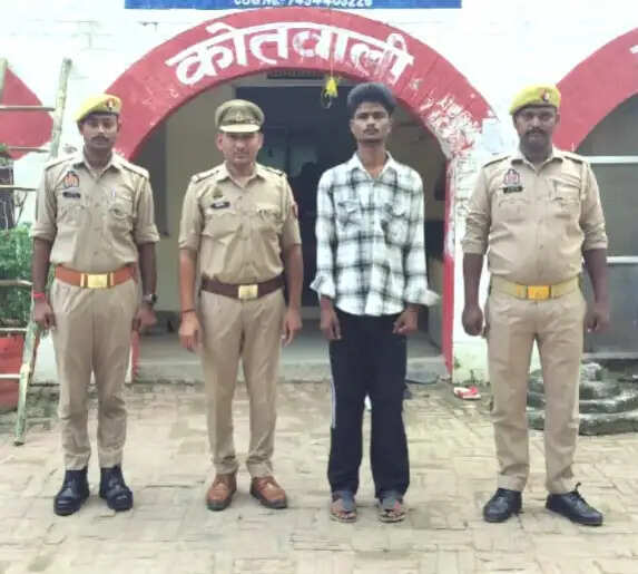 देवरिया : हत्या के प्रयास में वांछित अभियुक्त गिरफ्तार