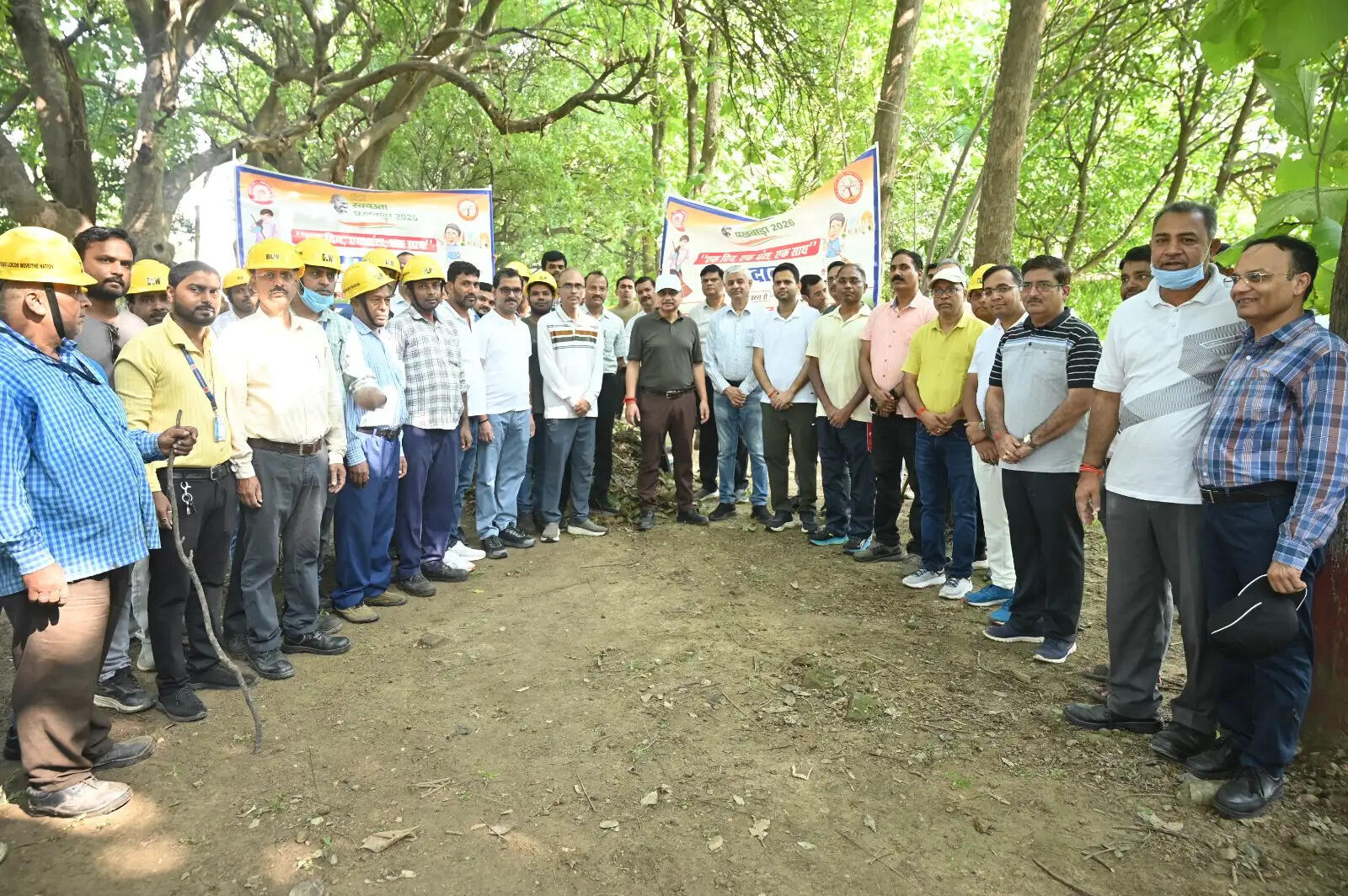 वाराणसी: स्वच्छता के लिए एकजुट हुआ बरेका, महाप्रबंधक के नेतृत्व में चला स्वच्छता एवं श्रमदान अभियान