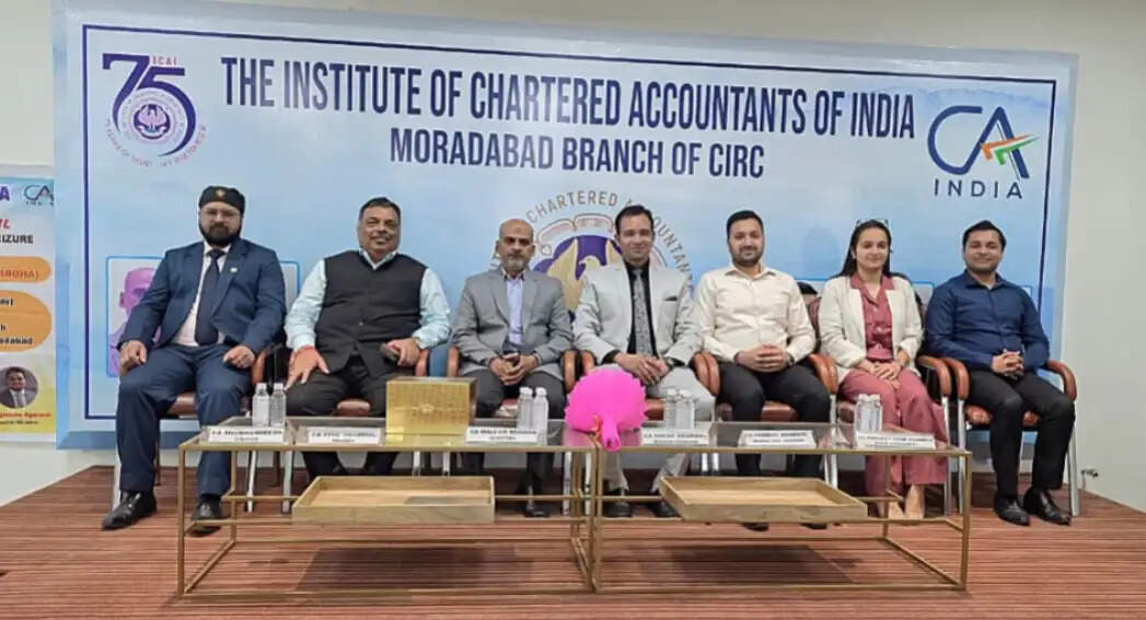 आईसीएआई की मीटिंग : चार्टर्ड अकाउंटेंट्स की बदलती भूमिका पर हुई गहन चर्चा