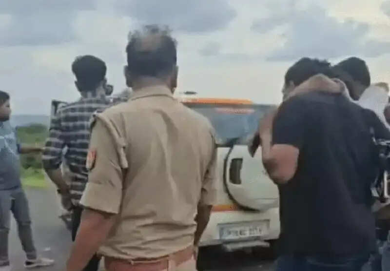 चित्रकूटः छात्रा से सामूहिक दुष्कर्म का आरोपी का शॉर्ट एनकाउंटर के बाद गिरफ्तार