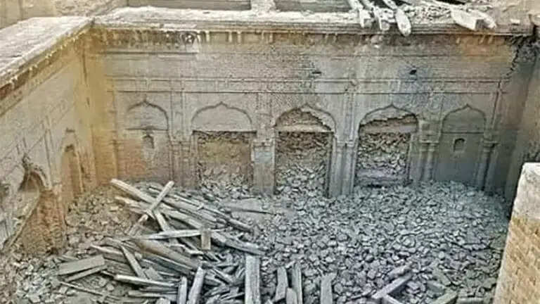 पाकिस्तान में 125 साल पुराने गुरुद्वारे को तोड़े जाने की भारत ने की कड़ी निंदा