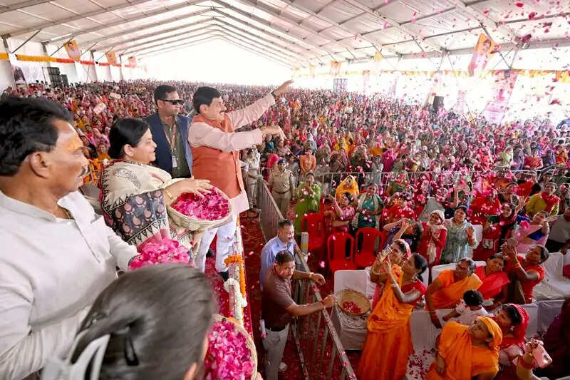 प्रदेश में विकास को बनाया गया है राष्ट्रनिर्माण का आधार : मुख्यमंत्री डॉ. यादव