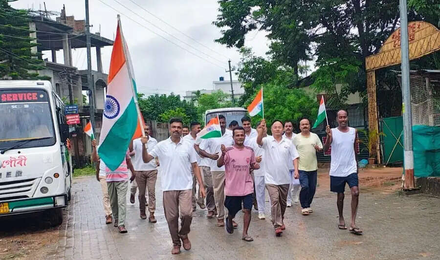 ‘हर घर तिरंगा’ अभियान के तहत प्रथम वाहिनी एसएसबी ने किया लघु मैराथन एवं देशभक्ति दौड़ का आयोजन
