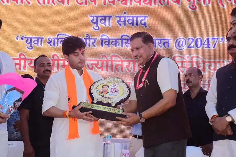 युवा शक्ति के संकल्प से विकसित भारत का सपना होगा साकार : ज्योतिरादित्य सिंधिया