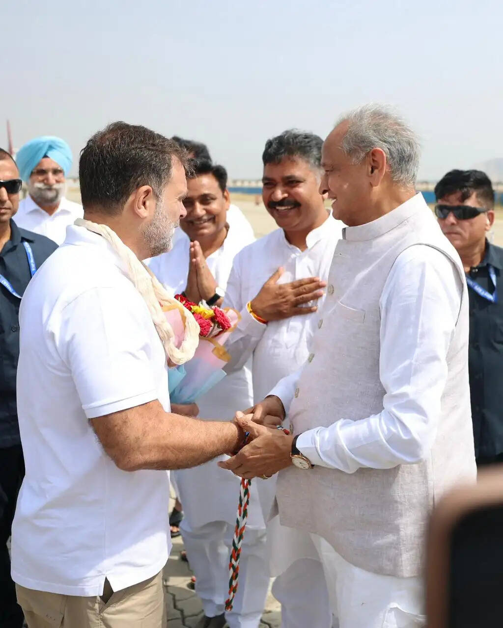 राहुल गांधी ने किया कांग्रेस की विचारधारा और नीतियों को मजबूती से रखने का आह्वान