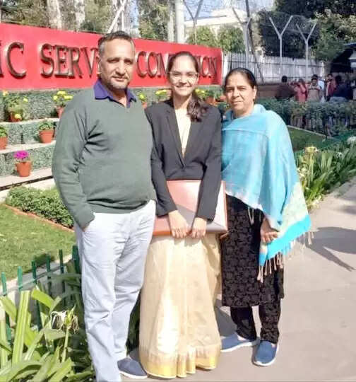 जींद की छोरी सिमरन ने यूपीएससी परीक्षा में हासिल की 66वीं रैंक