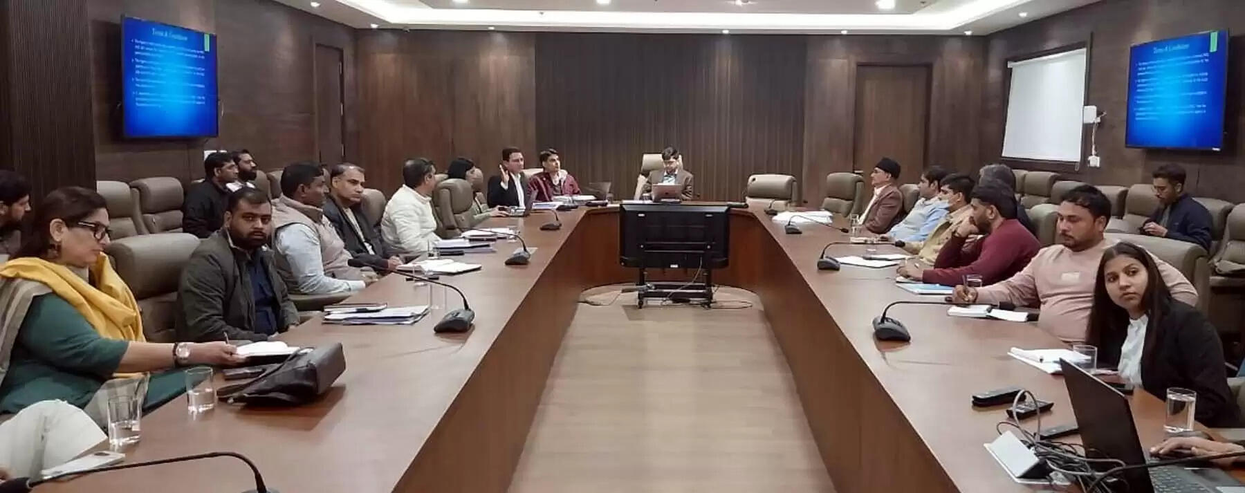 गुरुग्राम: डोर-टू-डोर कचरा संग्रहण के लिए पांच साल के बाद किसी एजेंसी को विस्तार नहीं