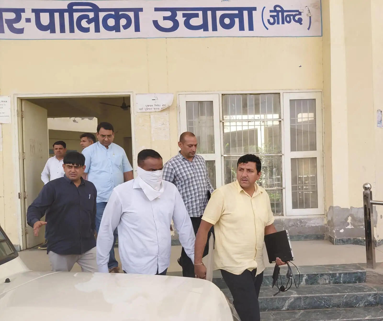 जींद : उचाना नगर पालिका सचिव 32 हजार की रिश्वत लेते गिरफ्तार